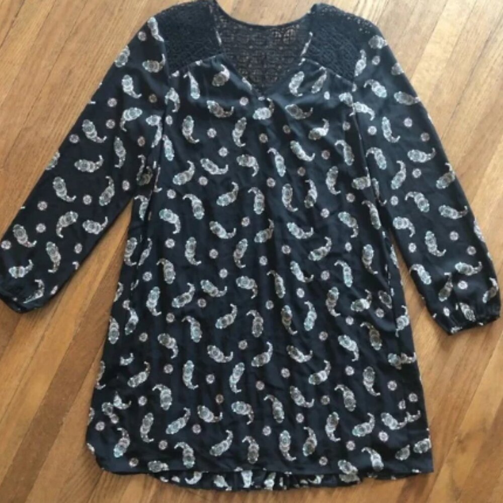 DR2 by Daniel Rainn Long Sleeve Crochet Pleats Dress/Tunic Size Medium